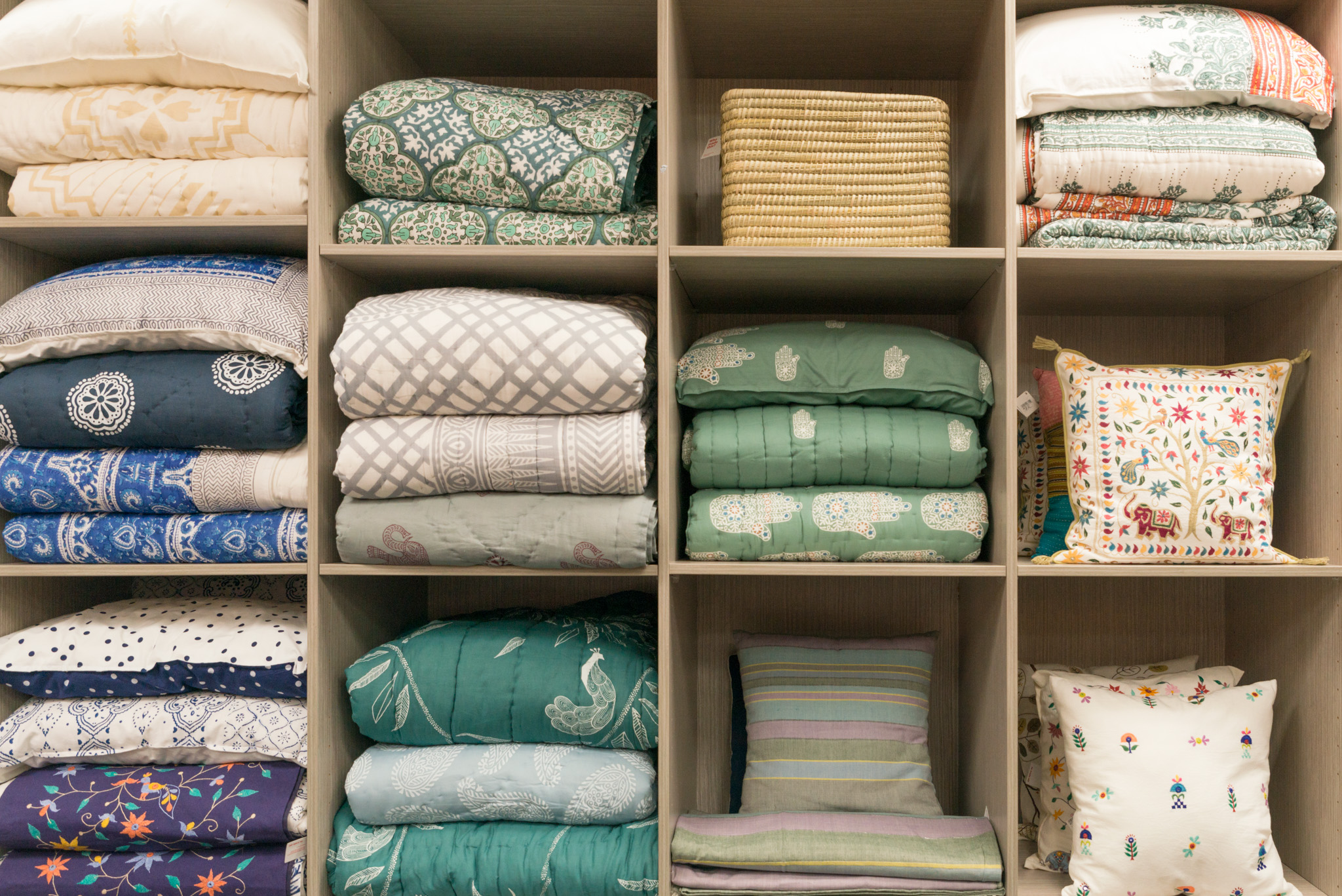 Customised storage solutions for retail